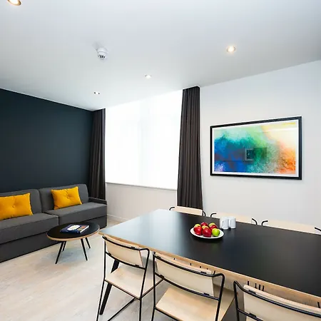 Ξενοδοχείο με διαμερίσματα Staycity Near Disneyland Paris 4*