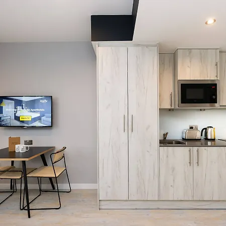 Ξενοδοχείο με διαμερίσματα Staycity Near Disneyland Paris 4*