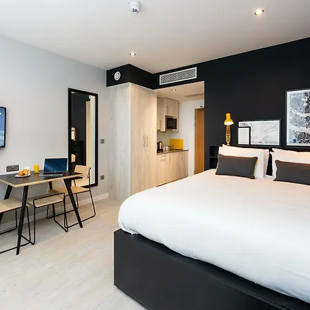 Staycity Near Disneyland Paris Aparthotel