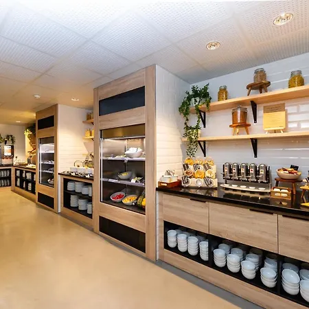 Staycity Near Disneyland Paris Aparthotel
